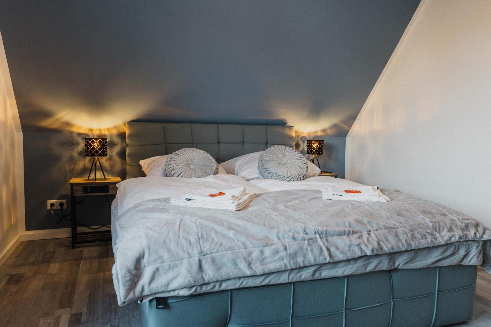 Luxury 4 Bedroom Apartment/Therme Erding/Parking エクステリア 写真